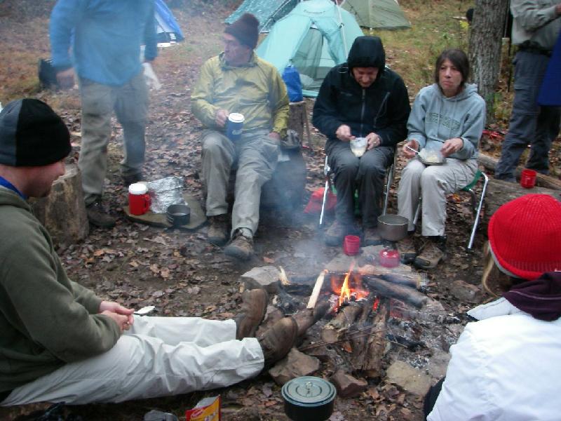 shawnee-day2-1.JPG - Breakfast in the cold.