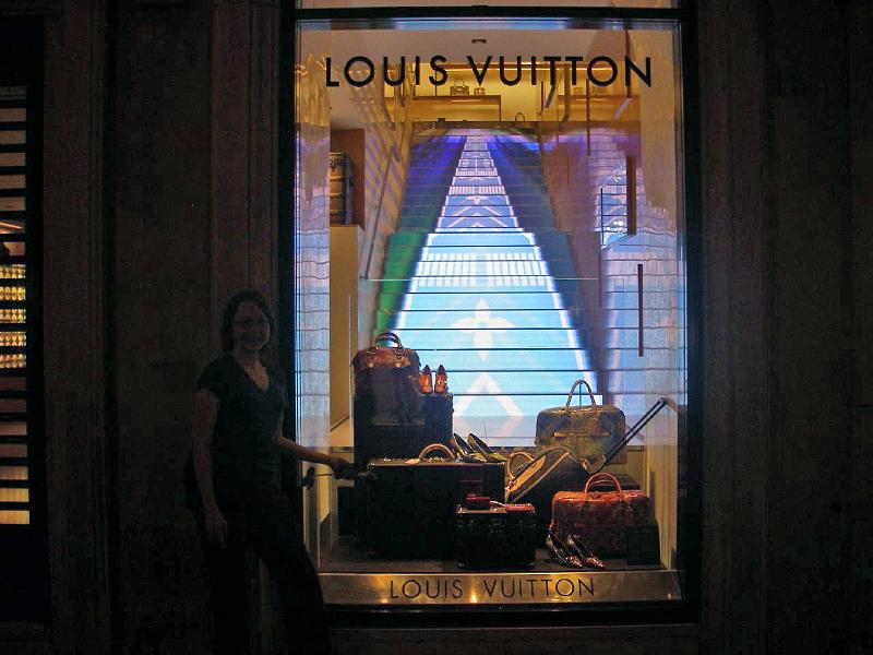 louis-vuitton.JPG - Shop on the street leading away from the Spanish Steps.