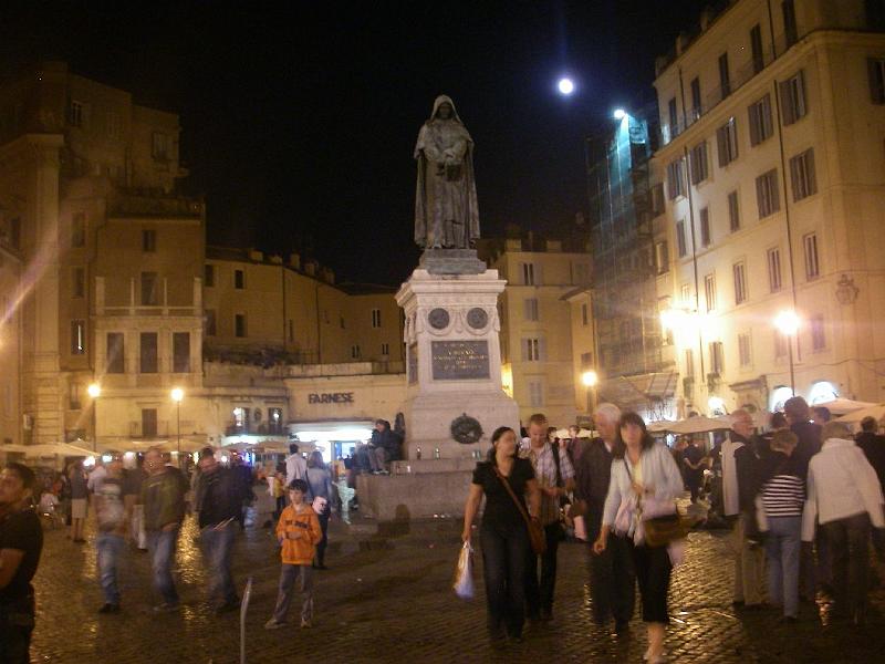 piazza-di-campo-dei-fiori-2.JPG